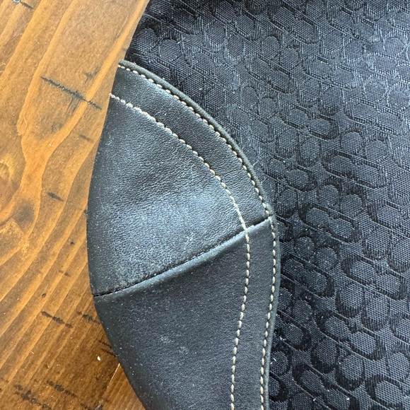 Coach mini purse - Picture 2 of 12